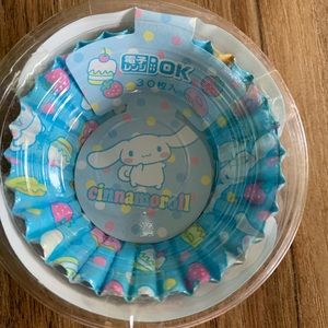 Cinnamoroll Sanrio ‘05 Cupcake Papers 30pc